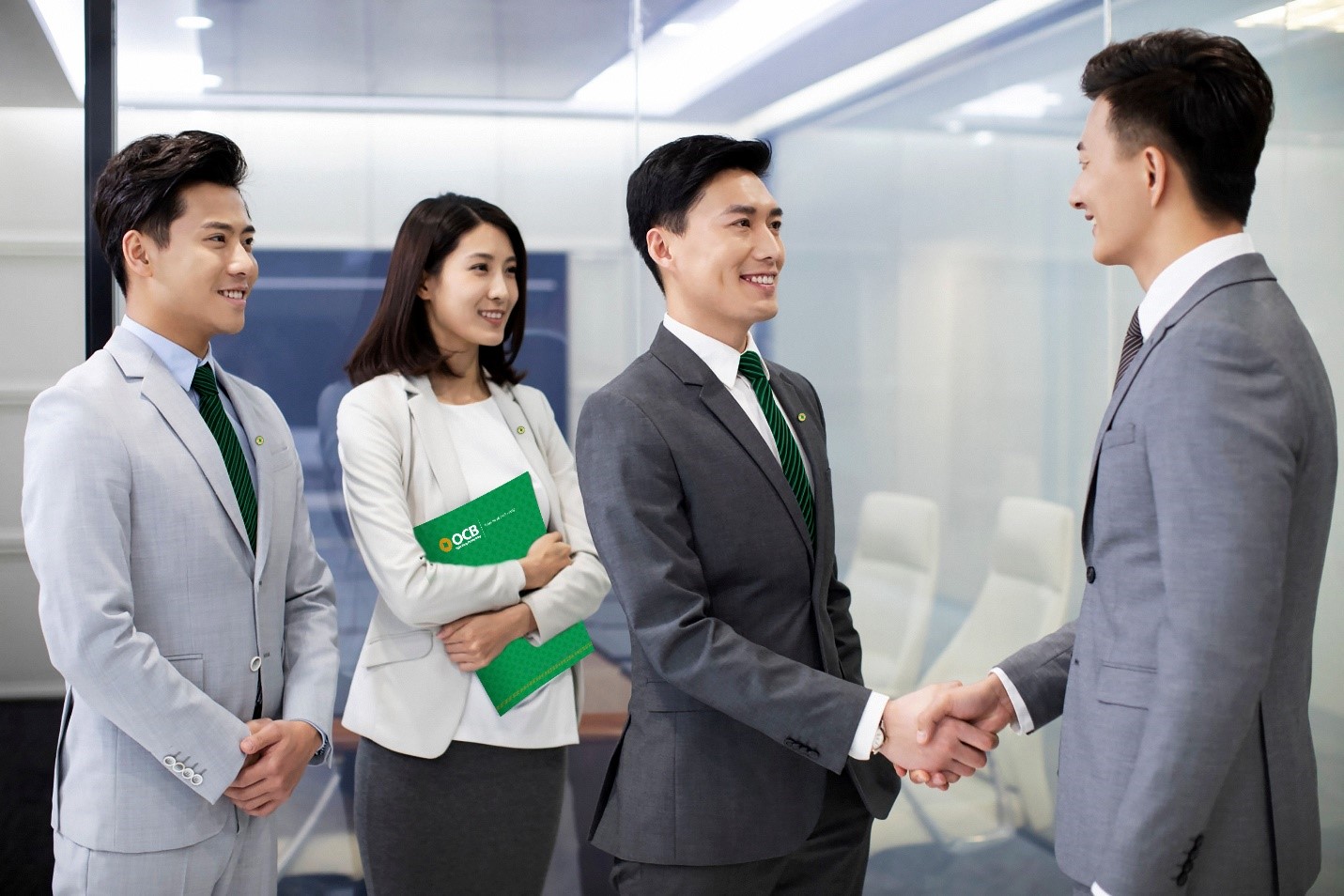 OCB ưu đãi 4 gói tài khoản dành cho khách hàng doanh nghiệp | Doanh nghiệp  | Vietnam+ (VietnamPlus)
